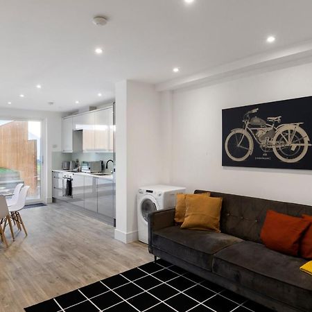Ground Floor 3 bedroom apartment 1 The Hyde Buitenkant foto