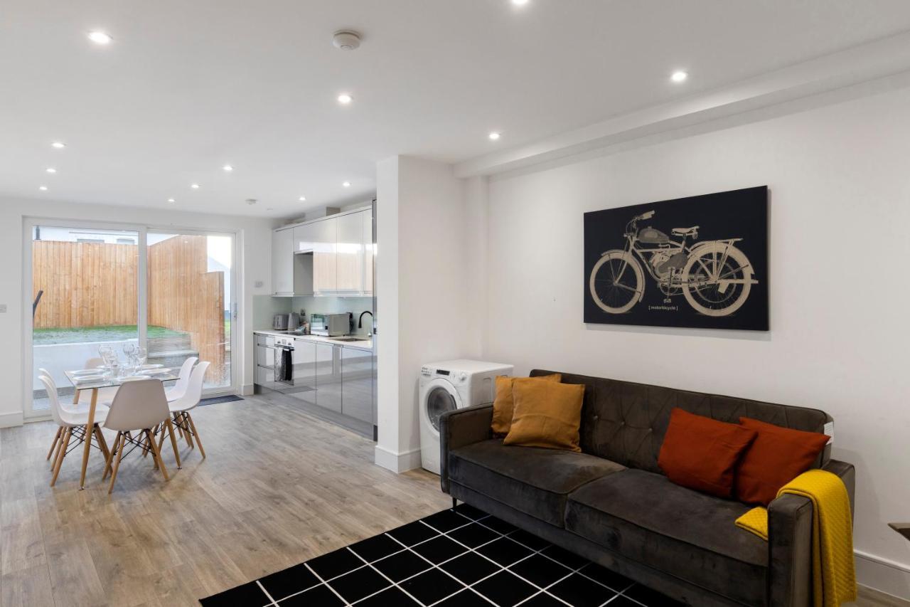 Ground Floor 3 bedroom apartment 1 The Hyde Buitenkant foto